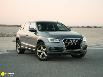 Audi  Q5  40 TFSI Quattro  2017  Automatic  66,000 Km  4 Cylinder  All Wheel Drive (AWD)  SUV  Gray