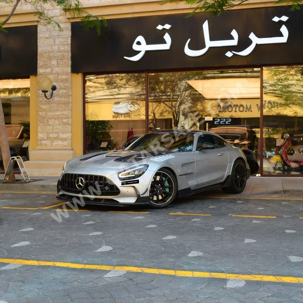 Mercedes-Benz  GT  S AMG  2016  Automatic  89,180 Km  8 Cylinder  Rear Wheel Drive (RWD)  Coupe / Sport  Gray