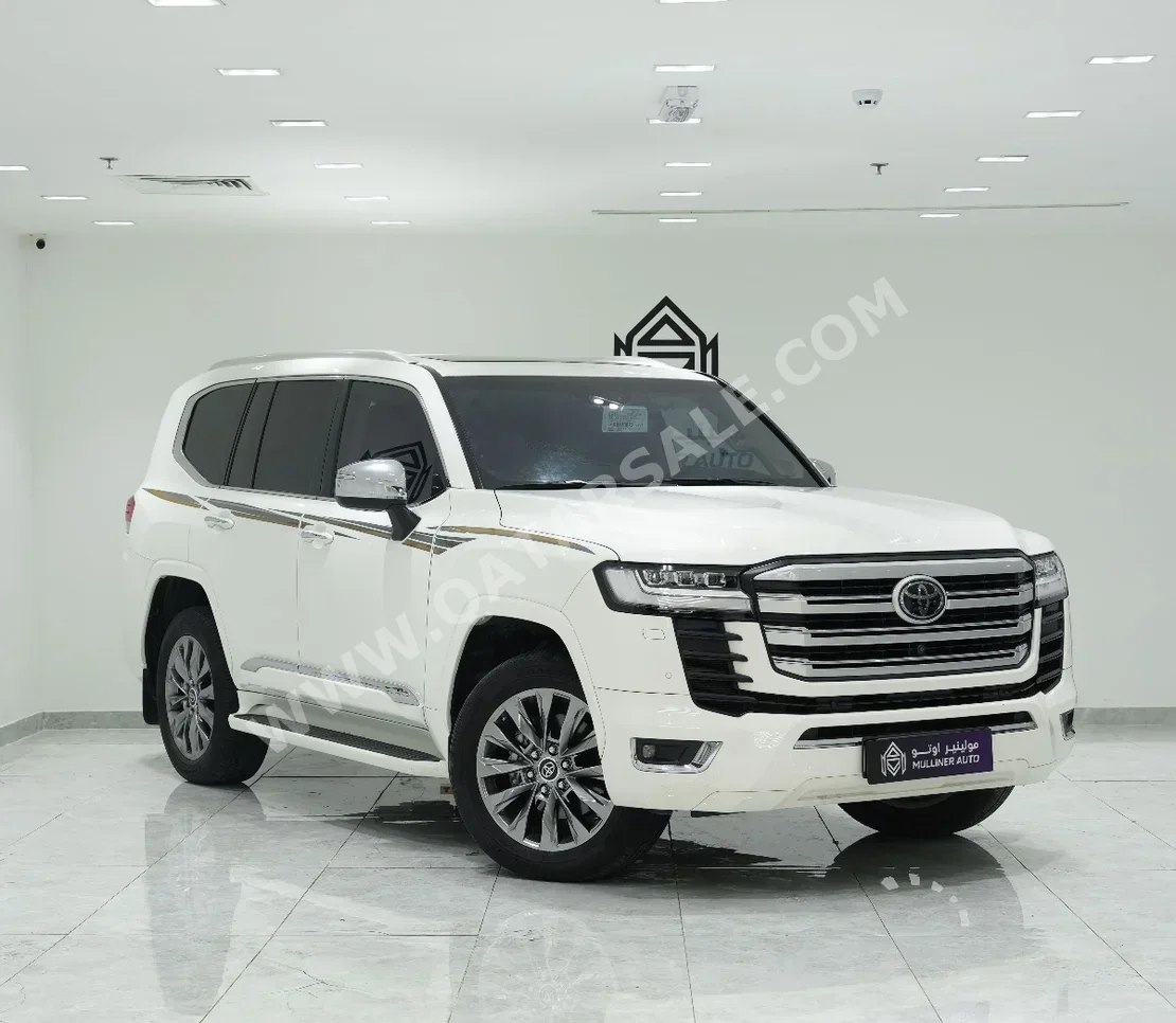 Toyota Land Cruiser VXR Twin Turbo 2024 Automatic 50,000 Km 6 Cylinder Four Wheel Drive (4WD) SUV White With Warranty