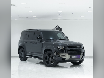 Land Rover  Defender  110 HSE  2025  Automatic  16,000 Km  6 Cylinder  Four Wheel Drive (4WD)  SUV  Black  With Warranty