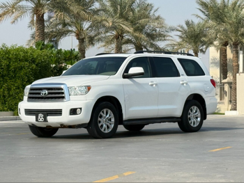 تويوتا  سكويا  اس ار 5  2011  اوتوماتيك  303,000 كم  8 سلندر  دفع رباعي  اس يو في  أبيض