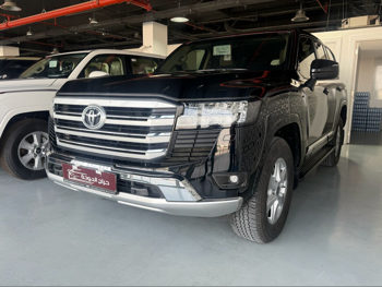 Toyota  Land Cruiser  GXR Twin Turbo  2023  Automatic  28,000 Km  6 Cylinder  Four Wheel Drive (4WD)  SUV  Black  With Warranty