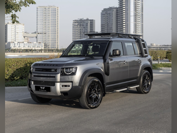 Land Rover  Defender  110 HSE  2020  Automatic  94,000 Km  6 Cylinder  Four Wheel Drive (4WD)  SUV  Gray  With Warranty