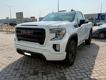 جي ام سي  سييرا  اليفيشن  2019  اوتوماتيك  270,000 كم  8 سلندر  دفع رباعي  بيكب  أبيض