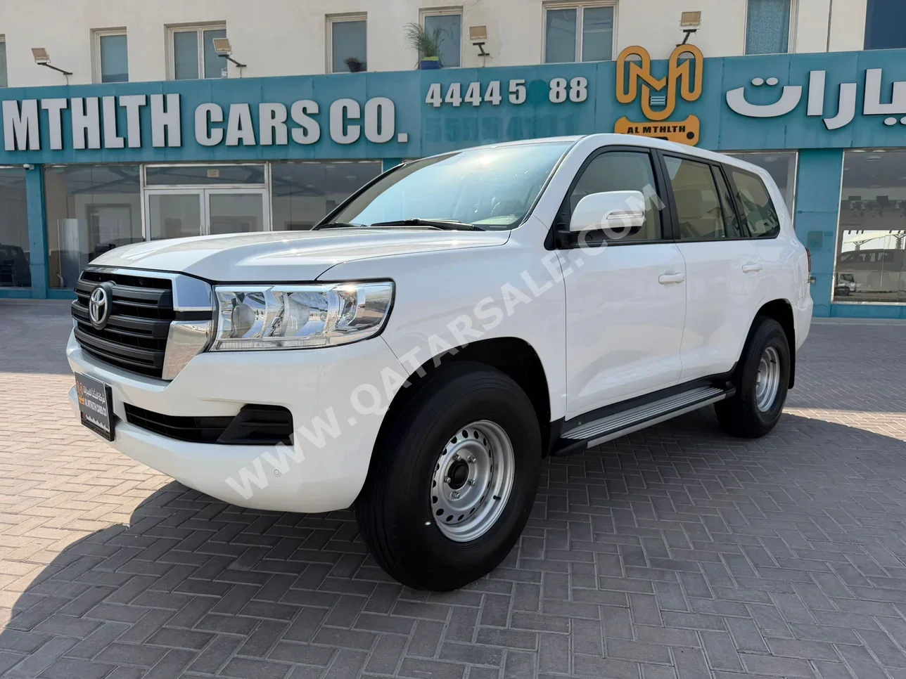 Toyota Land Cruiser G 2018 Automatic 193,000 Km 6 Cylinder Four Wheel Drive (4WD) SUV White