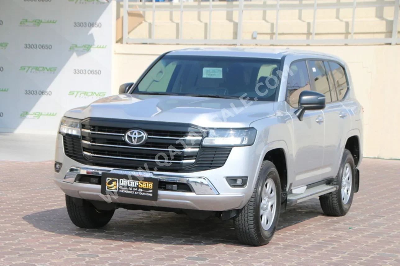 Toyota  Land Cruiser  GX  2025  Automatic  500 Km  6 Cylinder  Four Wheel Drive (4WD)  SUV  Silver  With Warranty