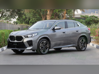 بي ام دبليو  الفئة - اكس  اكس 2 ام  2026  اوتوماتيك  0 كم  4 سلندر  سحب امامي  اس يو في  رمادي