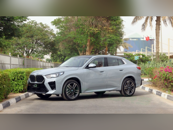 بي ام دبليو  الفئة - اكس  اكس 2  2026  اوتوماتيك  0 كم  4 سلندر  سحب امامي  اس يو في  رمادي