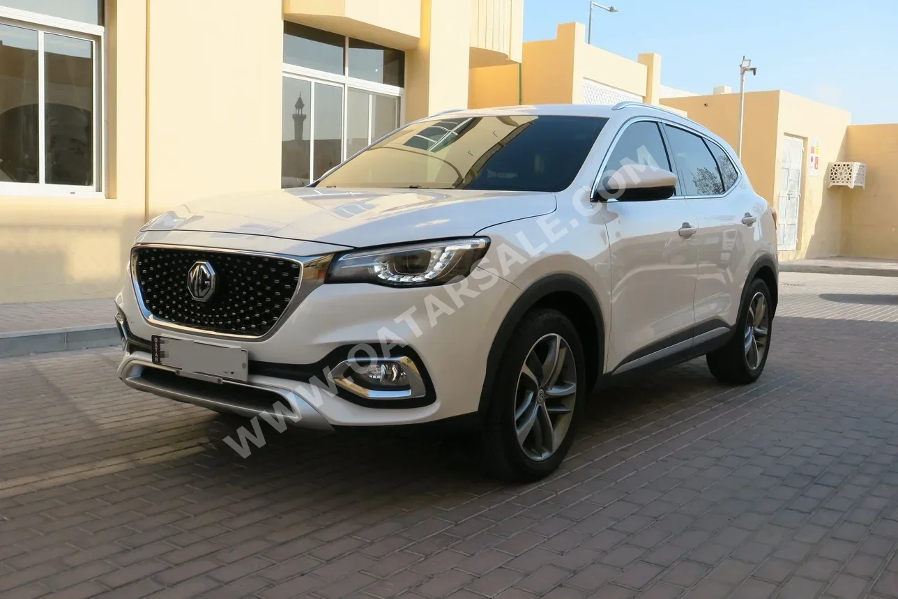 MG  HS  2020  Automatic  78,000 Km  4 Cylinder  Four Wheel Drive (4WD)  SUV  White  With Warranty