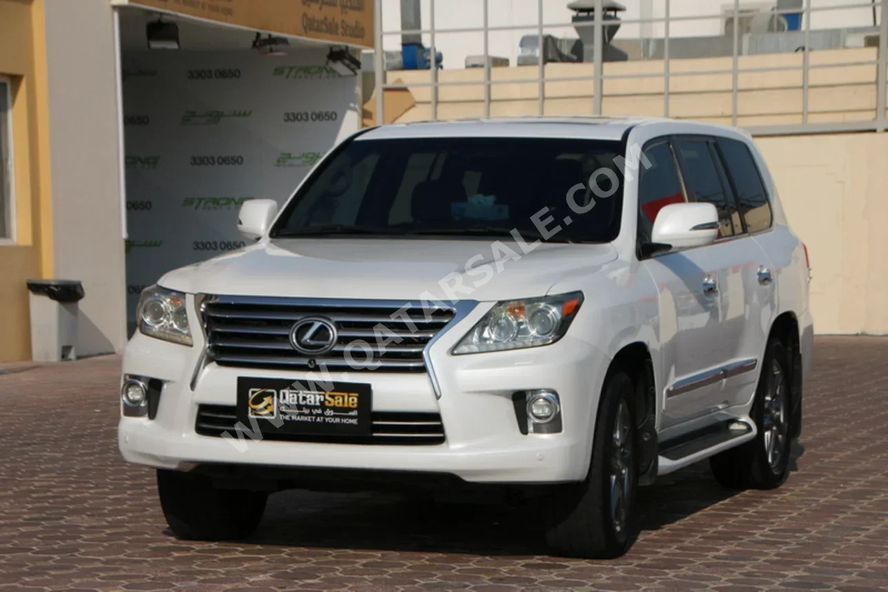 Lexus LX 570 2014 Automatic 217,000 Km 8 Cylinder Four Wheel Drive (4WD) SUV Pearl