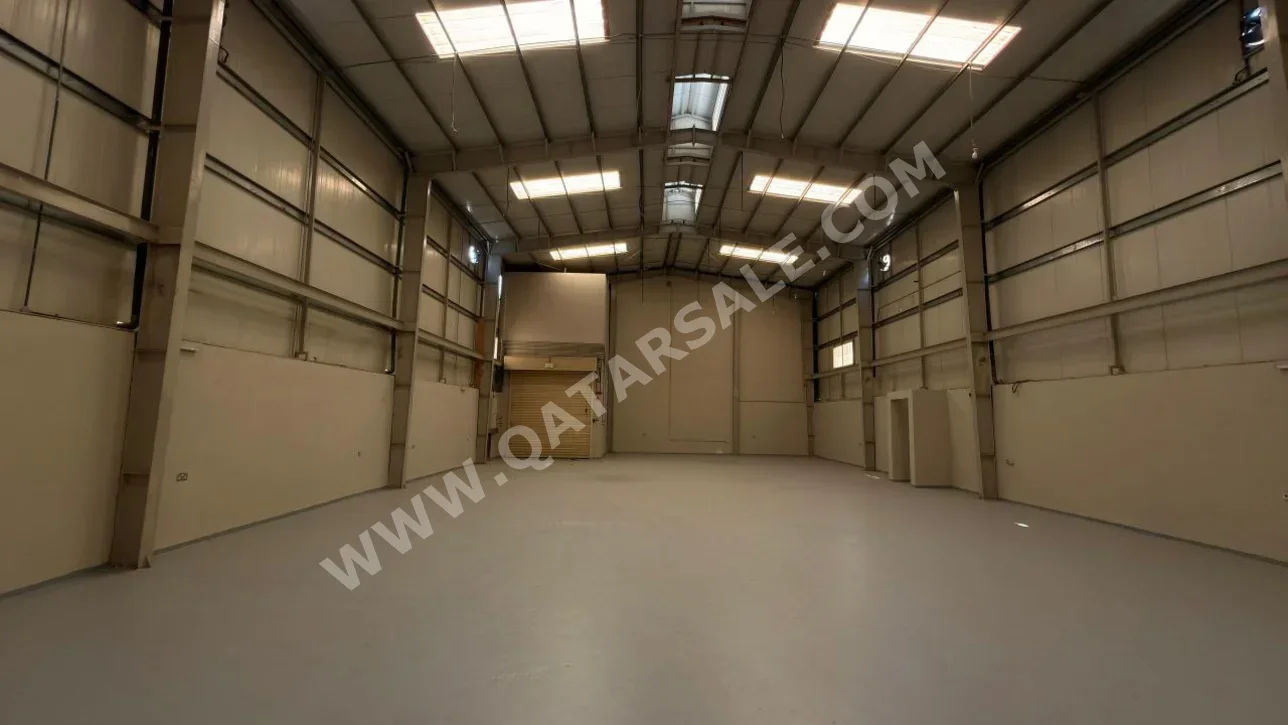 Warehouses & Stores - Al Wakrah - Barkit Al Awamer