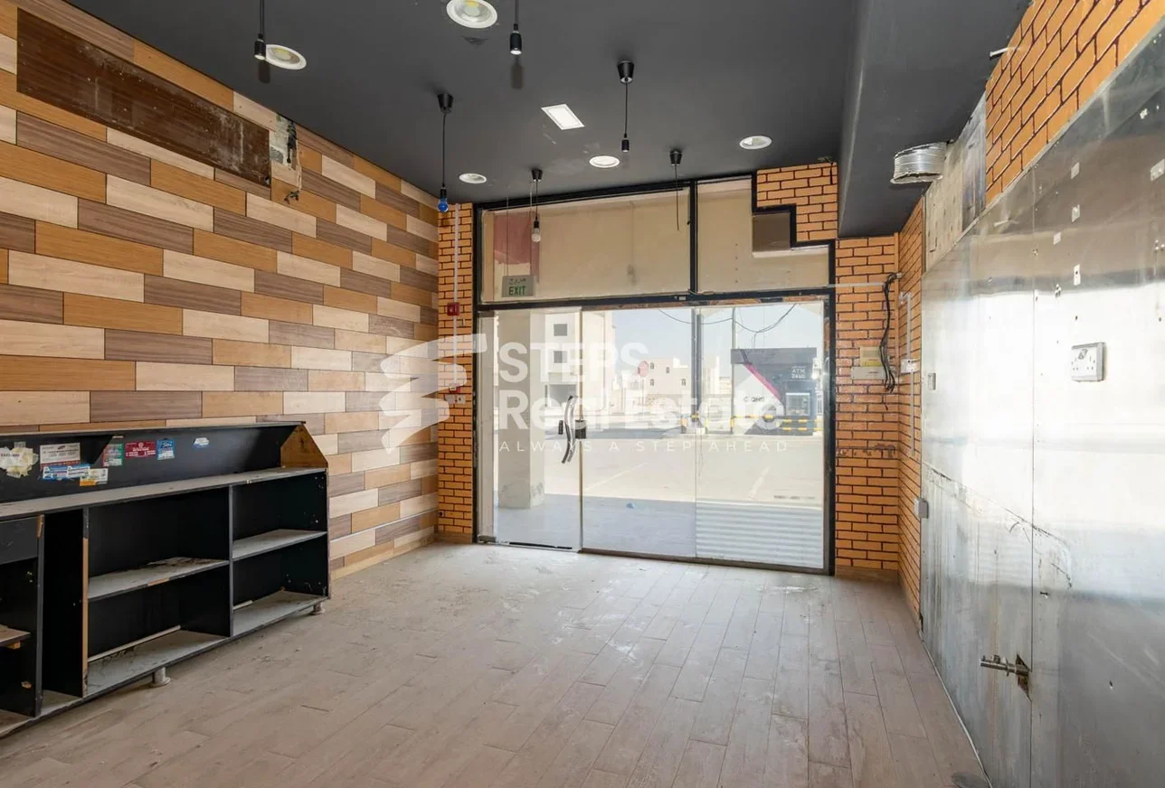 محلات تجارية - غير مفروشة - الظعاين للايجار - سميسمة