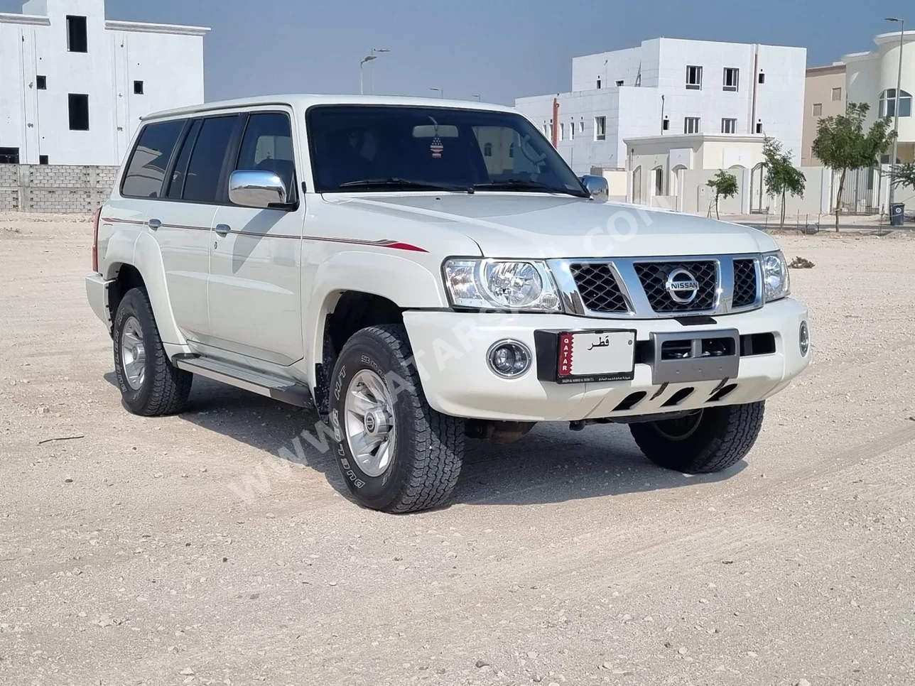 Nissan  Patrol  Safari  2023  Manual  17,500 Km  6 Cylinder  Four Wheel Drive (4WD)  SUV  White  With Warranty