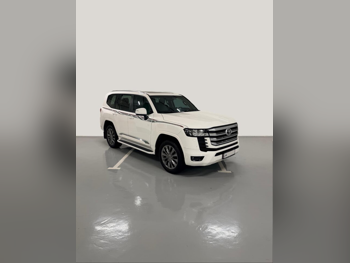 تويوتا  لاند كروزر  جي اكس ار توين توربو  2024  اوتوماتيك  58,000 كم  6 سلندر  دفع رباعي  اس يو في  أبيض  تحت الضمان