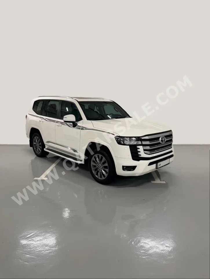 Toyota Land Cruiser GXR Twin Turbo 2024 Automatic 58,000 Km 6 Cylinder Four Wheel Drive (4WD) SUV White With Warranty