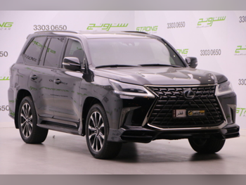 Lexus  LX  570 S  2016  Automatic  260,000 Km  8 Cylinder  Four Wheel Drive (4WD)  SUV  Black