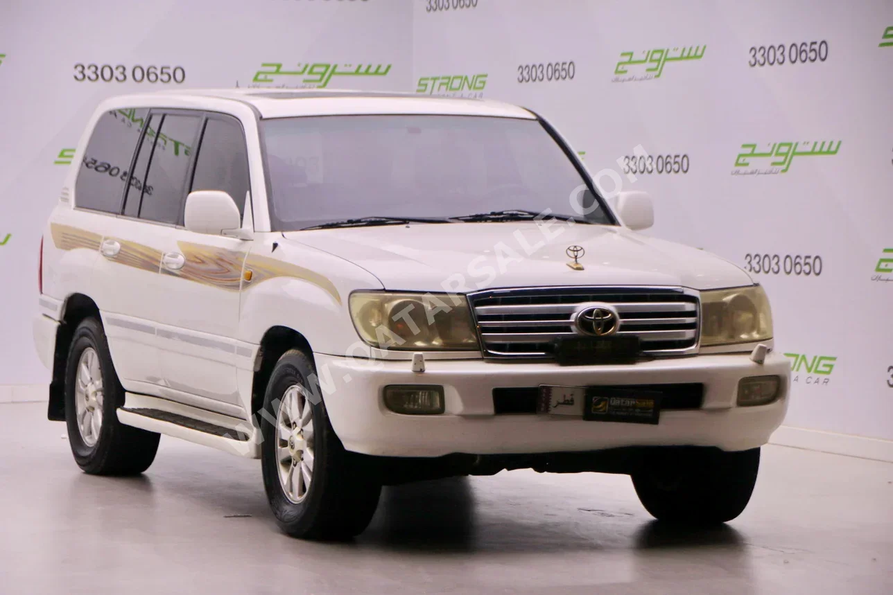 Toyota  Land Cruiser  GXR  2006  Automatic  447,000 Km  6 Cylinder  Four Wheel Drive (4WD)  SUV  White