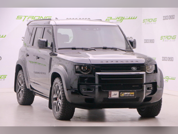 لاند روفر ديفيندر 110 2023 اوتوماتيك 64,000 كم 6 سلندر دفع رباعي اس يو في أسود