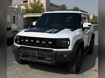 Jetour T2 Luxury 2025 Tiptronic 18,999 Km 4 Cylinder All Wheel Drive (AWD) SUV White With Warranty