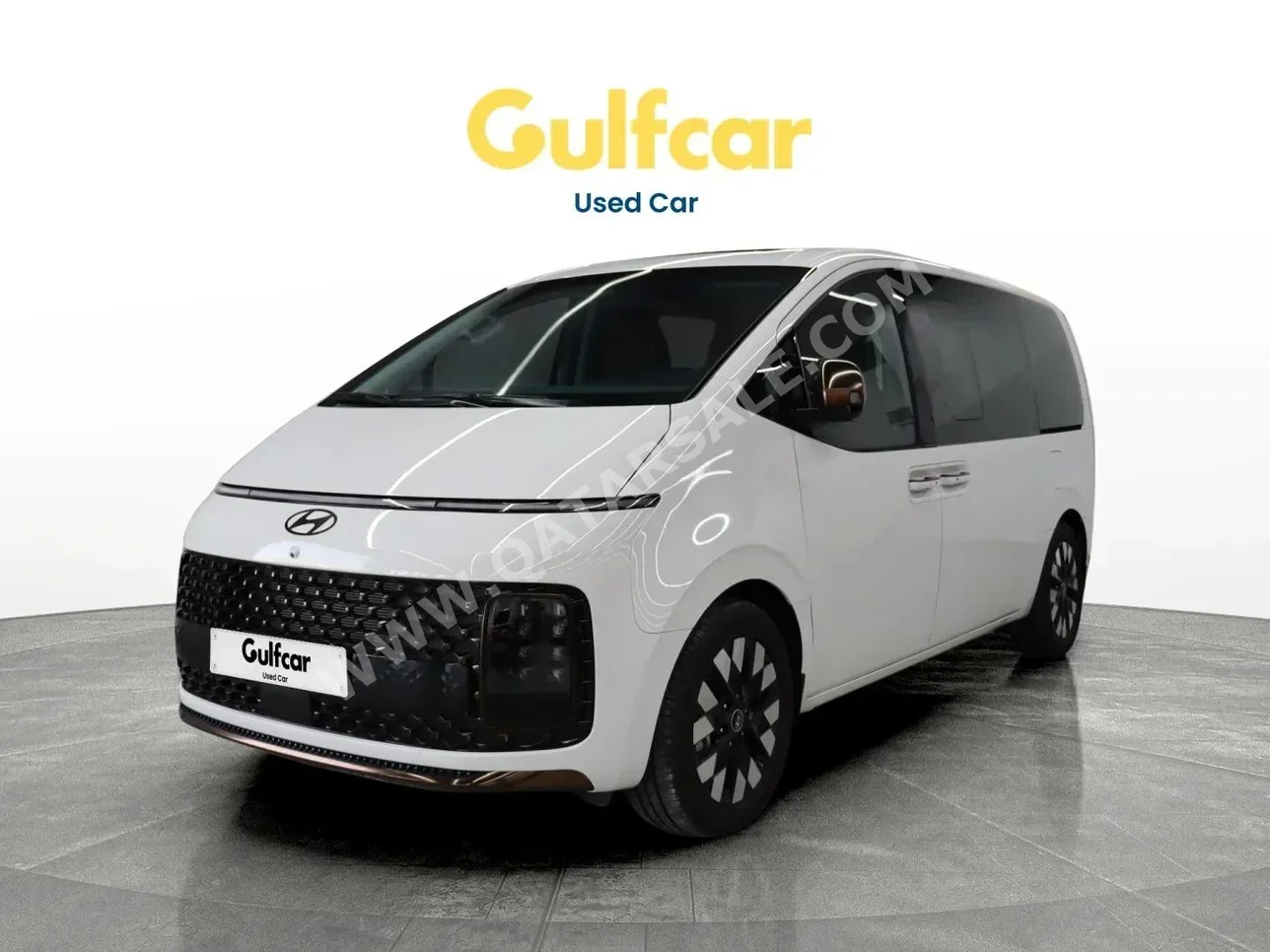 Hyundai Staria 2025 Automatic 837 Km 6 Cylinder Front Wheel Drive (FWD) Van / Bus White With Warranty