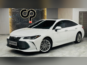 Toyota  Avalon  Limited  2020  Automatic  58,000 Km  6 Cylinder  Front Wheel Drive (FWD)  Sedan  White