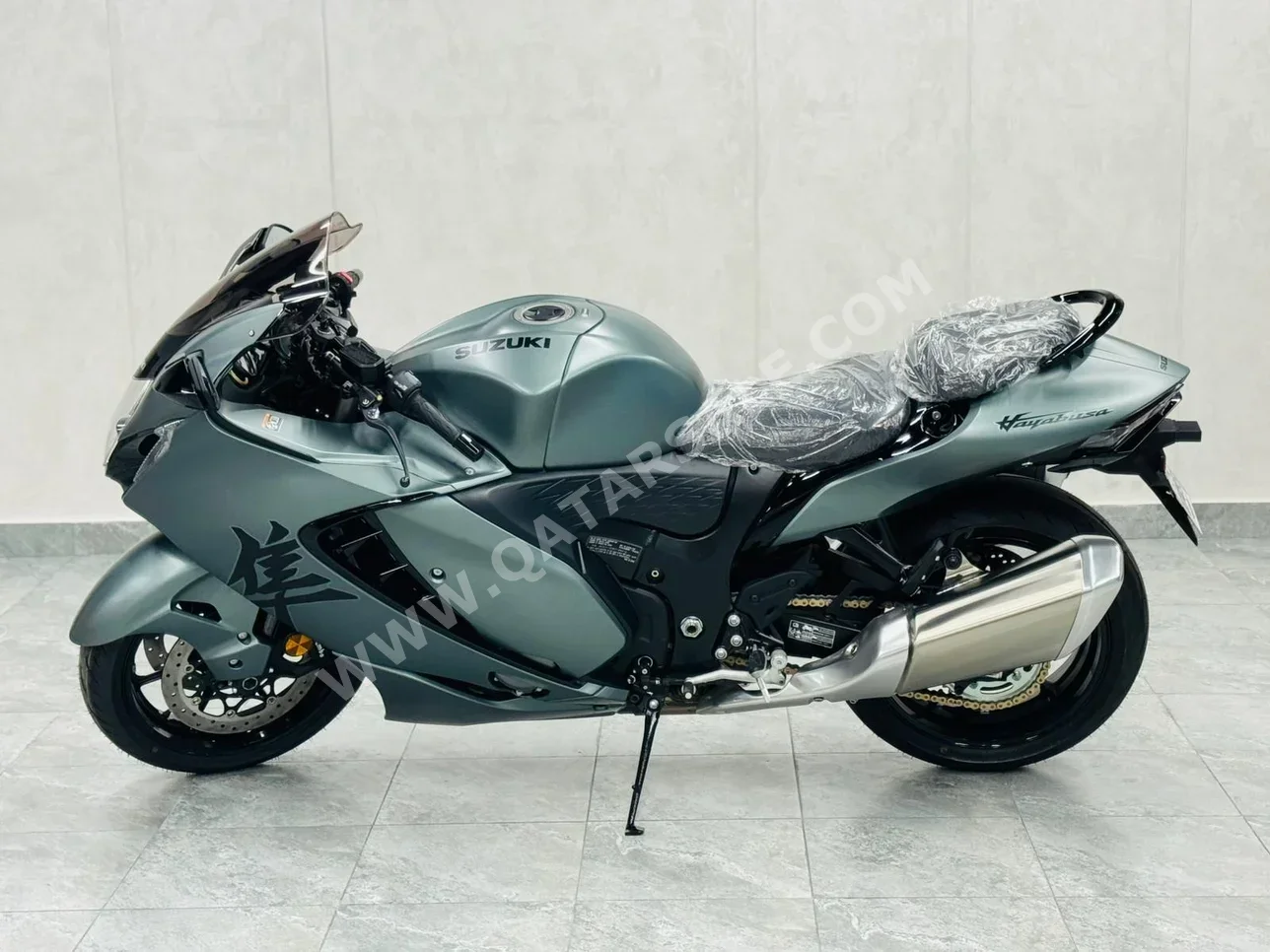 Suzuki  Hayabusa -  2025 - Color Dark Gray
