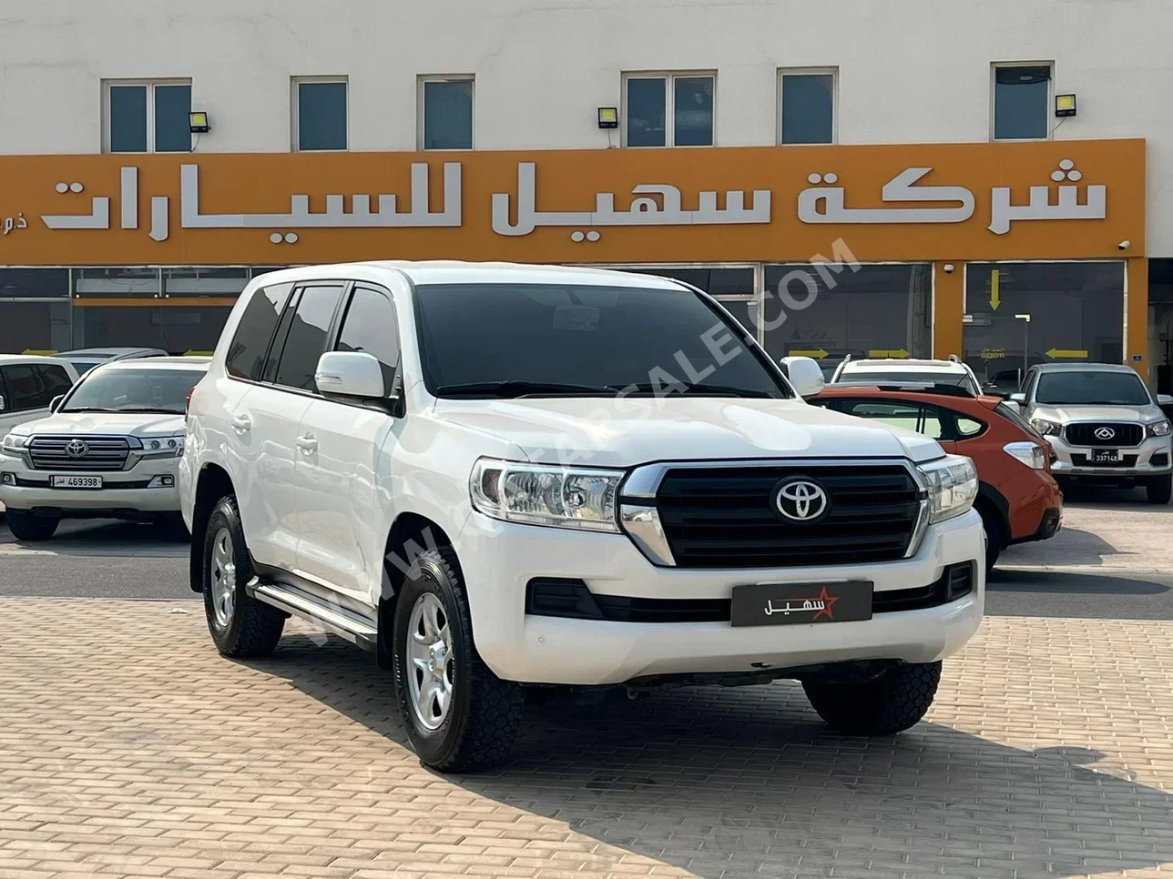 Toyota  Land Cruiser  G  2020  Automatic  128,000 Km  6 Cylinder  Four Wheel Drive (4WD)  SUV  White