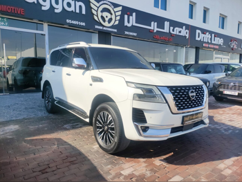 نيسان  باترول  اس اي  2012  اوتوماتيك  286,000 كم  8 سلندر  دفع رباعي  اس يو في  أبيض