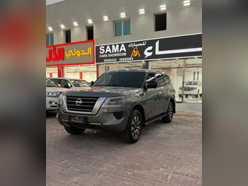 Nissan  Patrol  XE  2020  Automatic  178,000 Km  6 Cylinder  Four Wheel Drive (4WD)  SUV  Gray