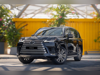 Lexus  LX  600 Luxury  2022  Automatic  27,000 Km  6 Cylinder  Four Wheel Drive (4WD)  SUV  Black  With Warranty