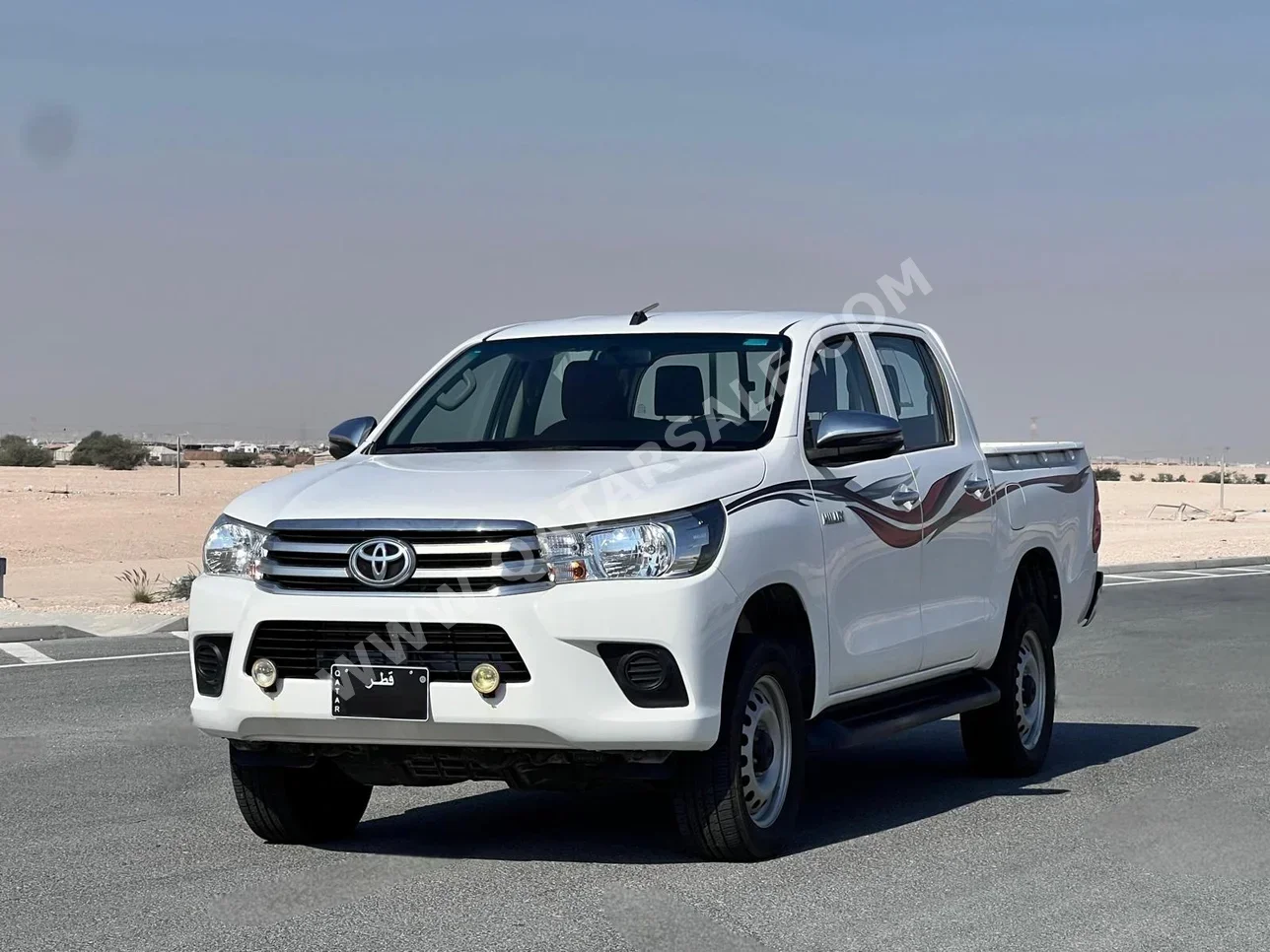 Toyota  Hilux  2020  Automatic  10,000 Km  4 Cylinder  Four Wheel Drive (4WD)  Pick Up  White