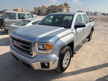 GMC Sierra 1500 2014 Automatic 220,000 Km 8 Cylinder Four Wheel Drive (4WD) Pick Up Silver