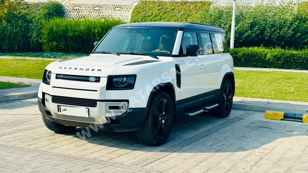 Land Rover  Defender  110  2024  Automatic  52,000 Km  6 Cylinder  Four Wheel Drive (4WD)  SUV  White  With Warranty