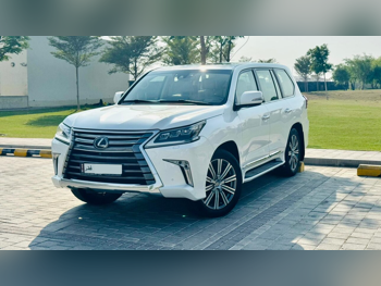 Lexus  LX  570  2016  Automatic  377,000 Km  8 Cylinder  Four Wheel Drive (4WD)  SUV  White