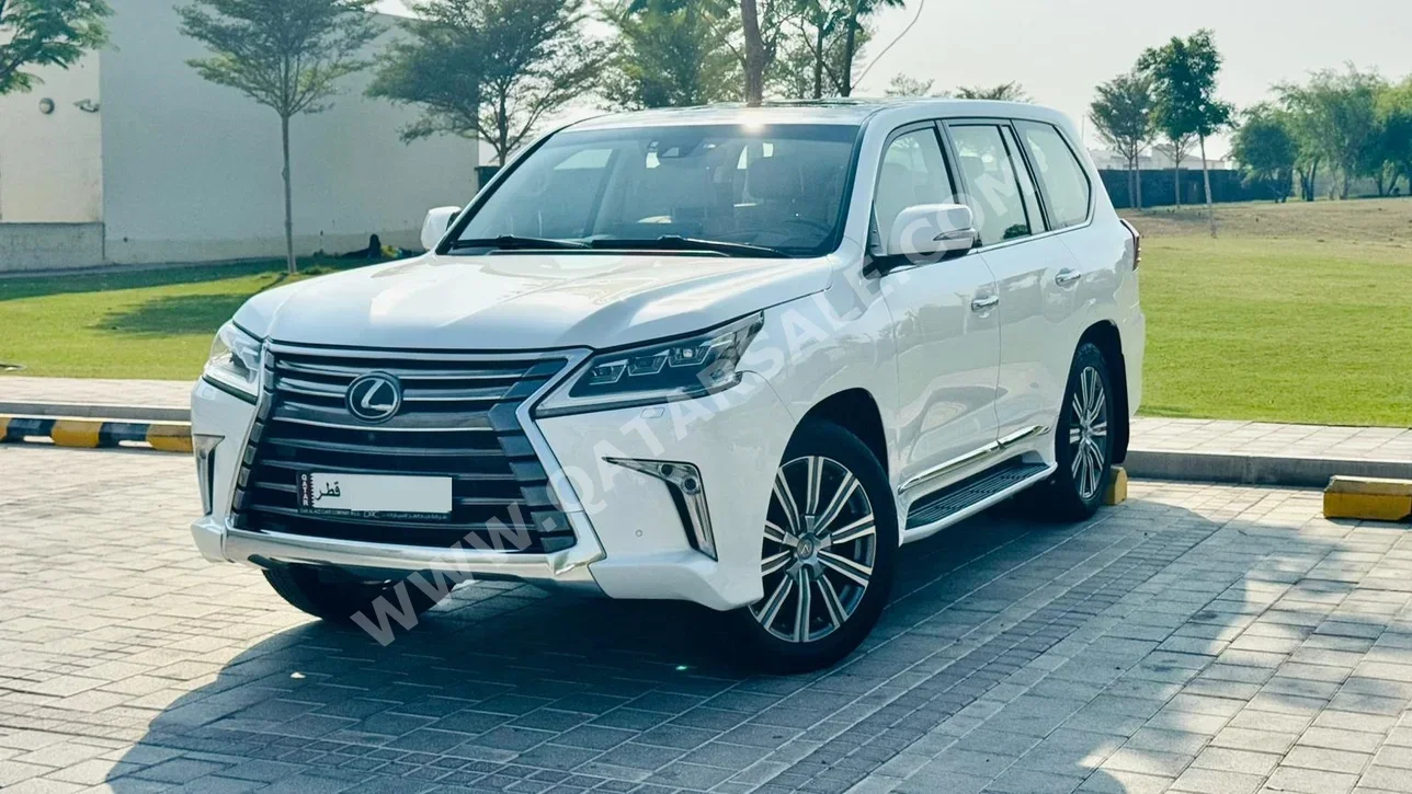 Lexus LX 570 2016 Automatic 377,000 Km 8 Cylinder Four Wheel Drive (4WD) SUV White