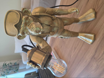 الإضاءة - مصابيح بأشكالها  - ذهبي