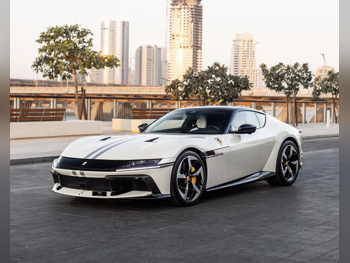 Ferrari 12Cilindri 2025 Automatic 200 Km 12 Cylinder Rear Wheel Drive (RWD) Coupe / Sport White