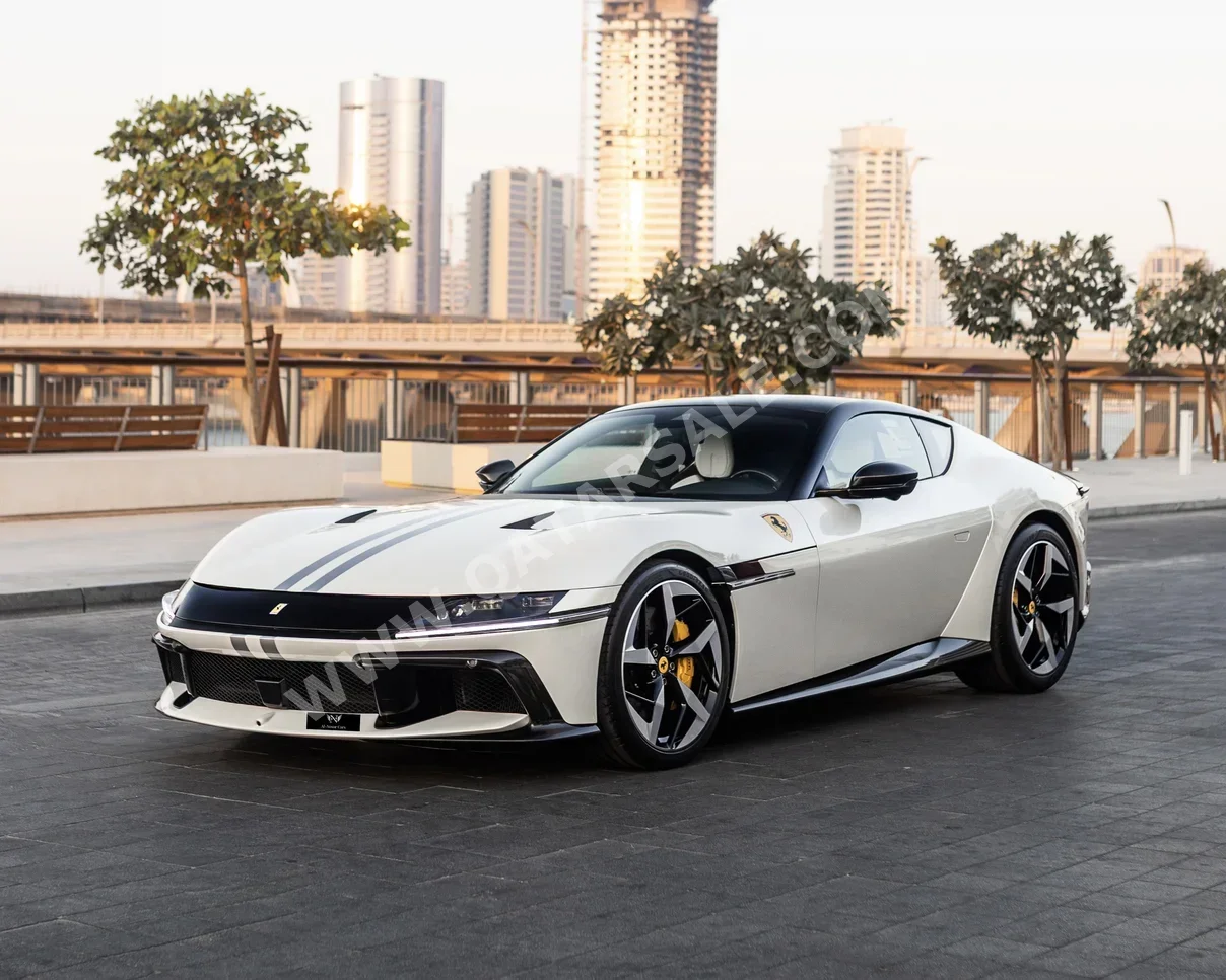Ferrari 12Cilindri 2025 Automatic 200 Km 12 Cylinder Rear Wheel Drive (RWD) Coupe / Sport White