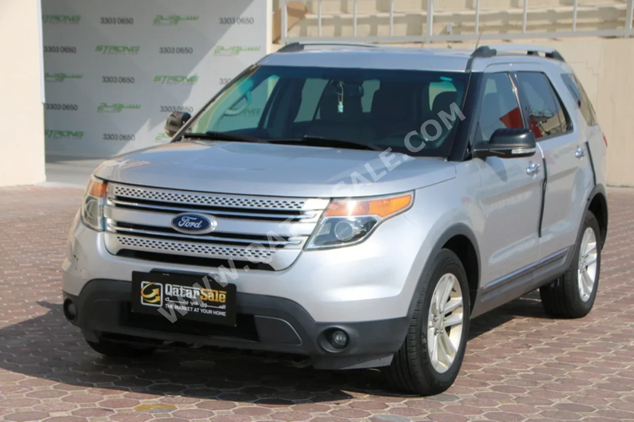 Ford Explorer 2013 Automatic 178,000 Km 6 Cylinder Four Wheel Drive (4WD) SUV Silver