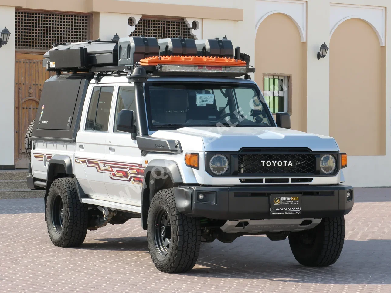 Toyota  Land Cruiser  LX  2024  Automatic  14,000 Km  6 Cylinder  Four Wheel Drive (4WD)  Pick Up  Silver