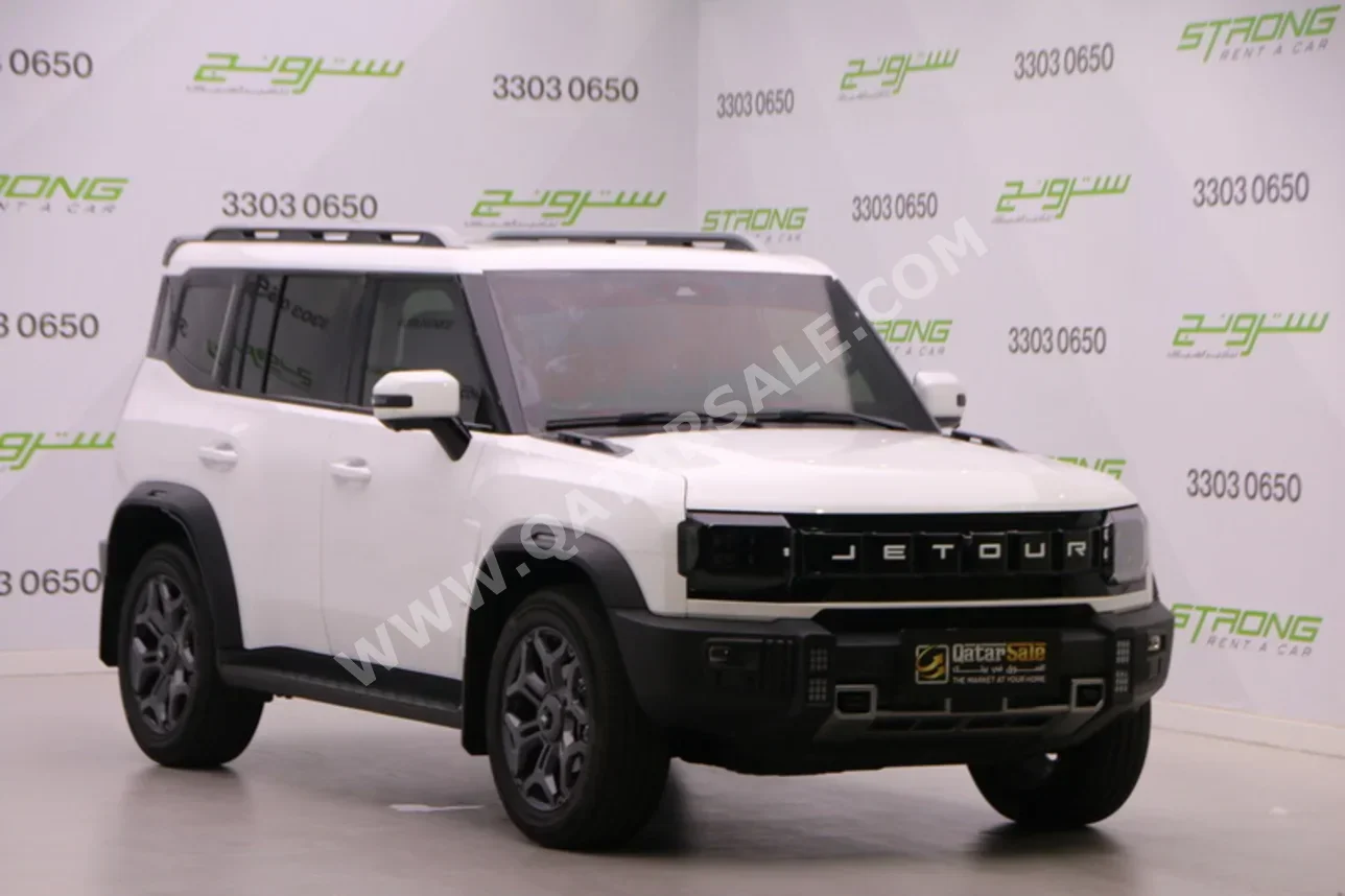 Jetour  T2  Luxury Plus  2025  Automatic  7,000 Km  4 Cylinder  Four Wheel Drive (4WD)  SUV  White  With Warranty