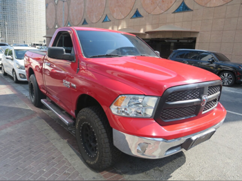 Dodge  Ram  SLT  2015  Automatic  98,000 Km  8 Cylinder  Four Wheel Drive (4WD)  Pick Up  Red