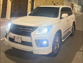 Lexus  LX  570 S  2014  Automatic  157,397 Km  8 Cylinder  Four Wheel Drive (4WD)  SUV  Pearl