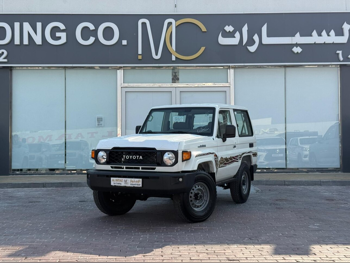 Toyota  Land Cruiser  LX  2025  Manual  0 Km  6 Cylinder  Four Wheel Drive (4WD)  Pick Up  White  With Warranty