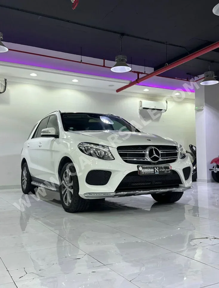 مرسيدس - بنز  جي ال اي  400  2016  اوتوماتيك  47,000 كم  6 سلندر  دفع رباعي  اس يو في  أبيض