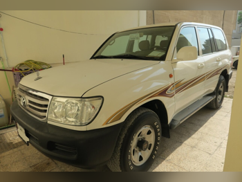 تويوتا  لاند كروزر  جي اكس  2006  عادي  170,000 كم  6 سلندر  دفع رباعي  اس يو في  أبيض