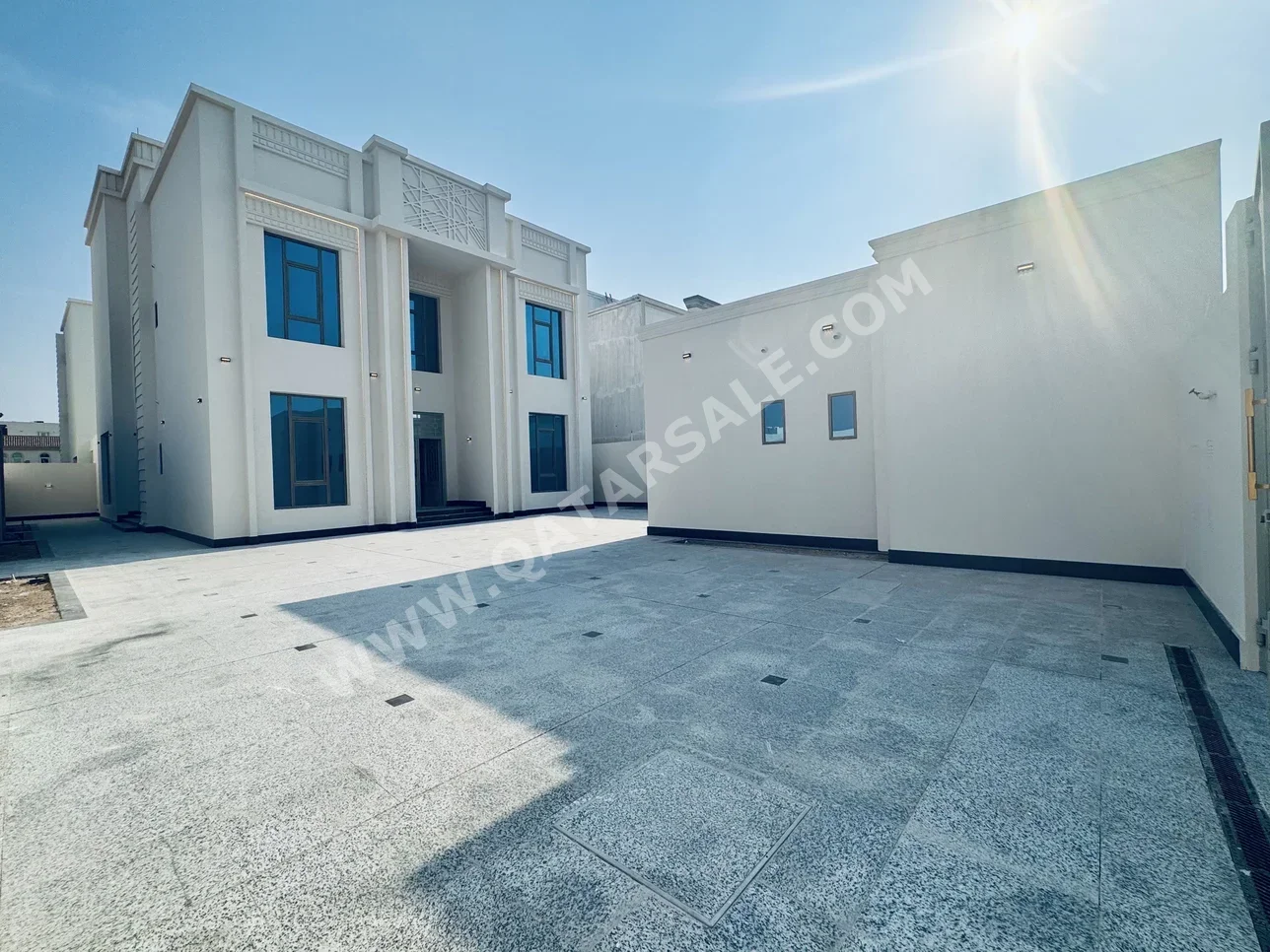 Family Residential  - Not Furnished  - Al Khor  - Al Khor  - 8 Bedrooms