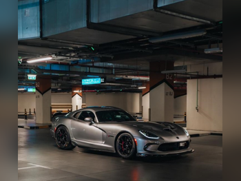 دودج فايبر اس آر تي 2016 عادي 55,000 كم 10 سلندر دفع خلفي كوبيه \ سبورت رمادي