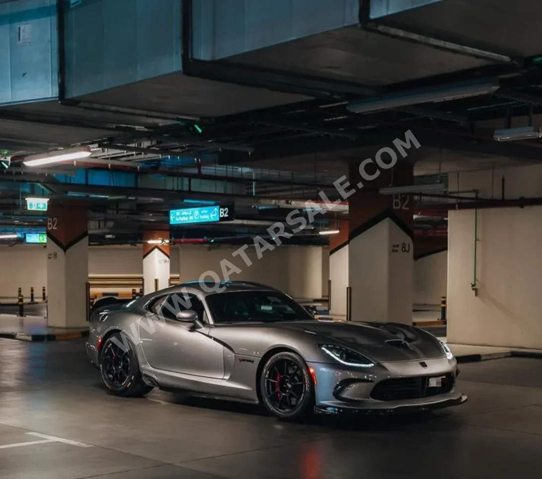 Dodge  Viper  SRT  2016  Manual  55,000 Km  10 Cylinder  Rear Wheel Drive (RWD)  Coupe / Sport  Gray
