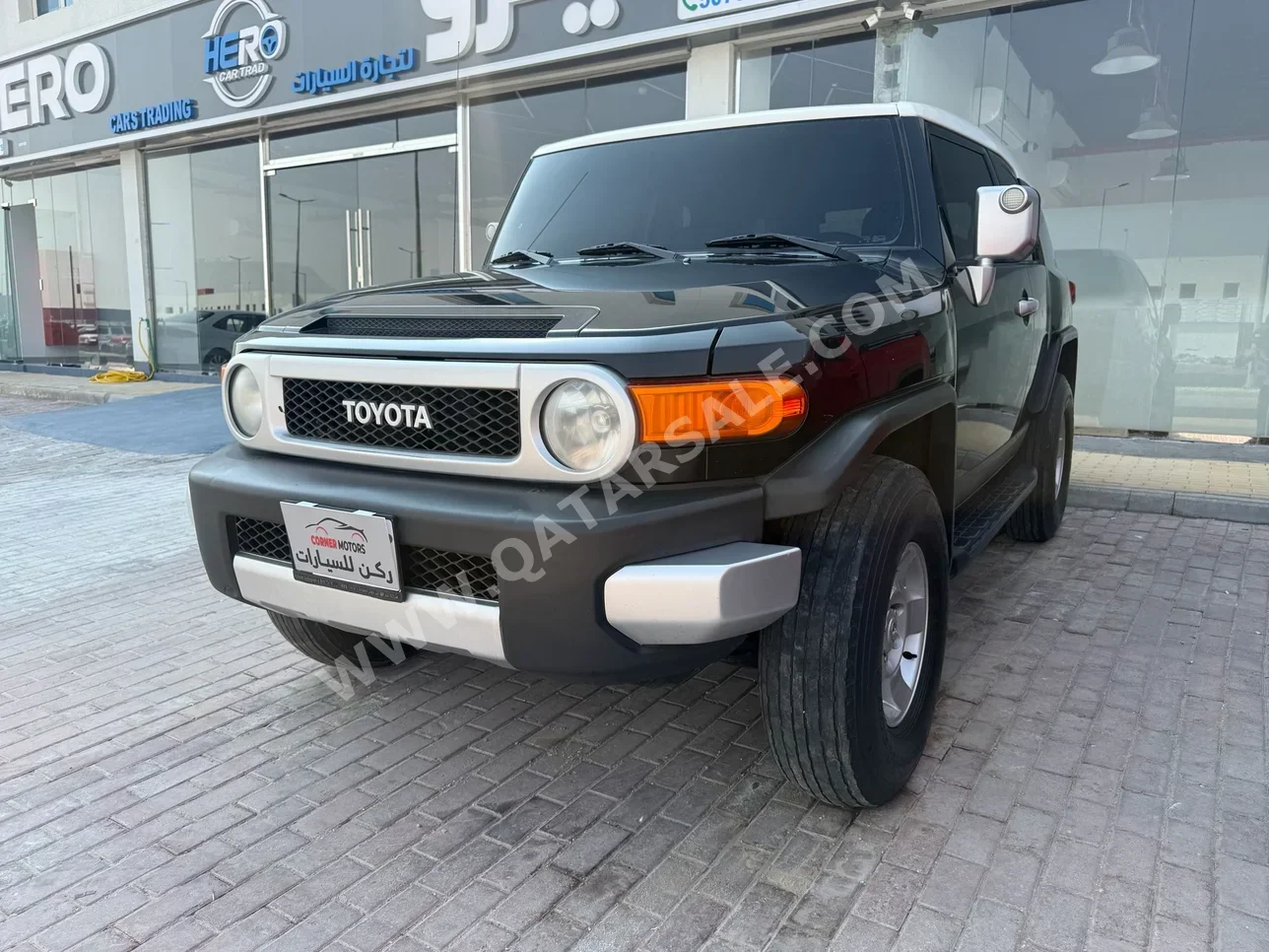 Toyota FJ Cruiser 2014 Automatic 198,000 Km 6 Cylinder Four Wheel Drive (4WD) SUV Black